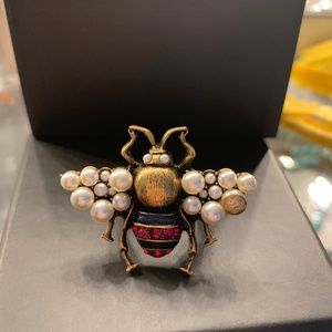 Gucci Bee Ring w Crystals and Pearls